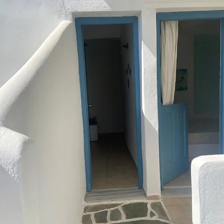 Small Cycladic Studio For 2 * 伊奥斯乔拉